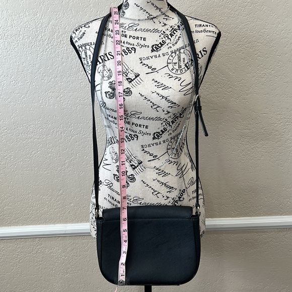 Preowned Laurel Way Carsen Black Saffiano Leather Cross Body Bag - Picture 8 of 10